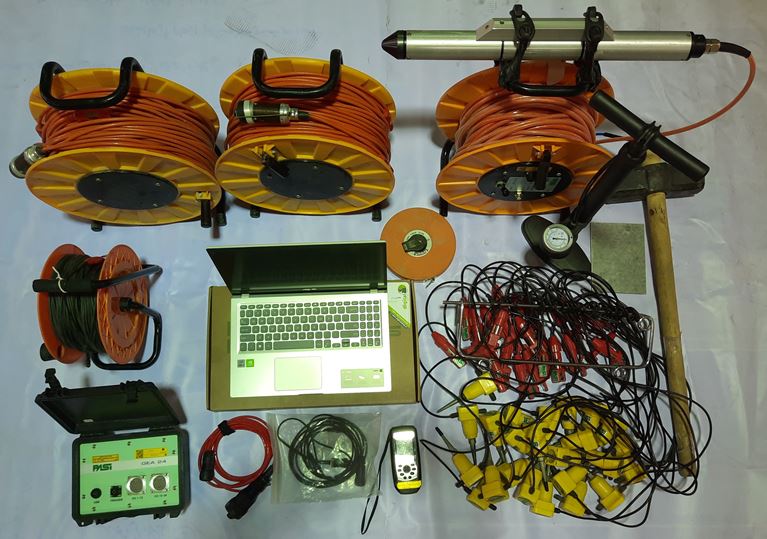 تجهیز کارگاه برای انجام آزمایشات غیرمخرب(NDT) ارزیابی روسازی